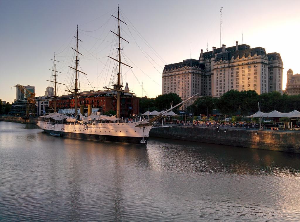 Apartamento Edificio Crucero Buenos Aires Exteriér fotografie
